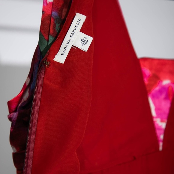 Banana Republic 100% Silk Red Abstract Watercolor Print Sleeveless Dress, Size 2 - Picture 12 of 13